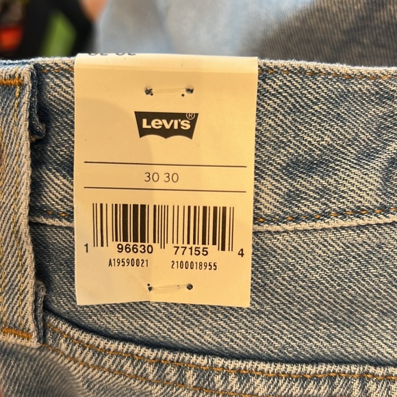 501® '90s Women's Jeans - Picture 5 of 5